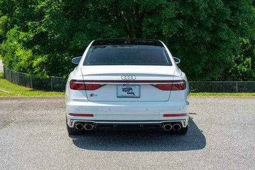 2022 Audi S8 4.0T