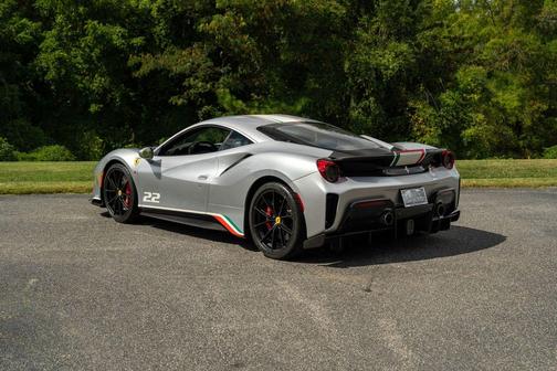 2020 Ferrari 488 Pista Base