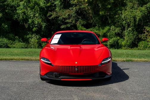 2022 Ferrari Roma Base