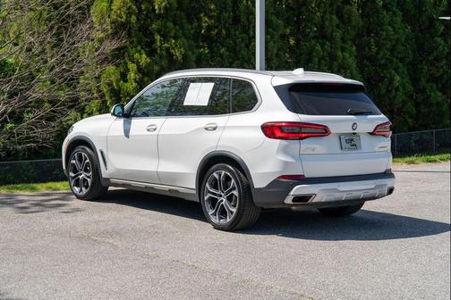 White Metallic 2020 BMW X5 xDrive50i