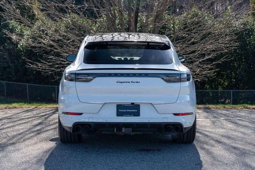 2023 Porsche Cayenne Turbo
