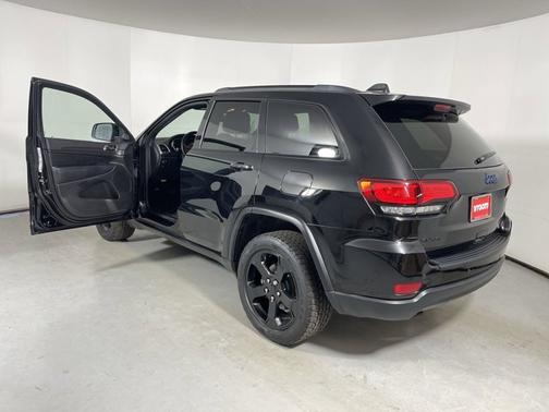 2018 Jeep Grand Cherokee Upland for sale in Mishawaka, IN - image 3