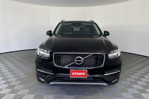 Photo 4 of 20 of 2019 Volvo XC90 T6 Momentum