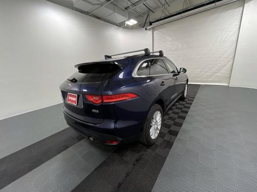2018 Jaguar F-PACE 25t Prestige for sale in Mishawaka, IN - image 6