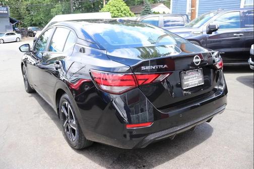 Super Black 2024 Nissan Sentra SV