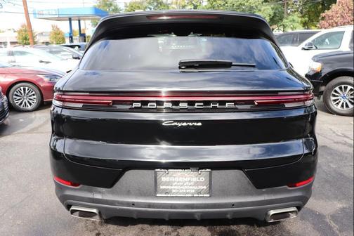 2024 Porsche Cayenne Cayenne