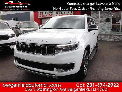 Bright White Clearcoat 2024 Jeep Wagoneer Series II 4x4