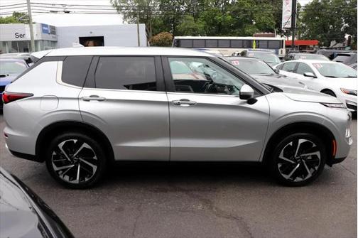 2024 Mitsubishi Outlander SE 2.5 S-AWC
