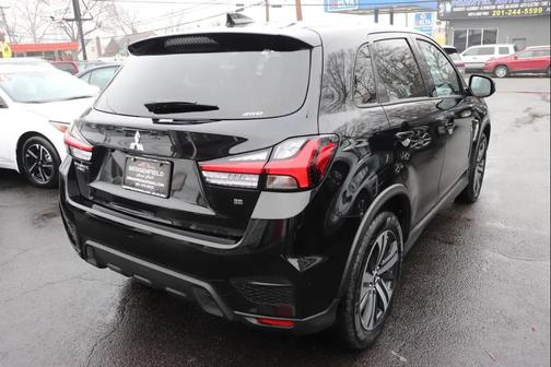 2025 Mitsubishi Outlander Sport SE