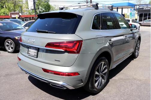 2023 Audi Q5 45 S line Premium Plus