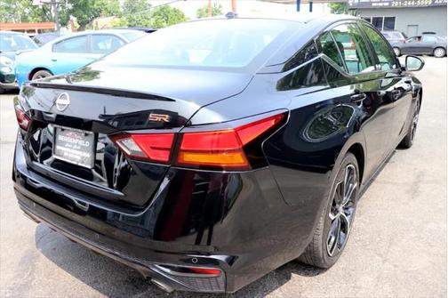 2024 Nissan Altima SR FWD
