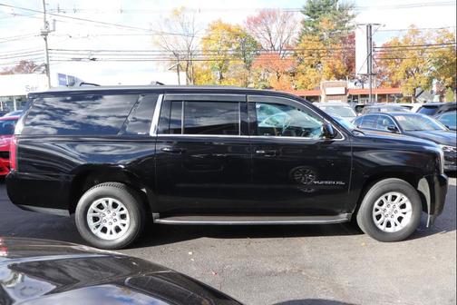 2017 GMC Yukon XL SLT