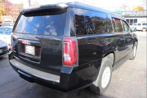 2017 GMC Yukon XL SLT