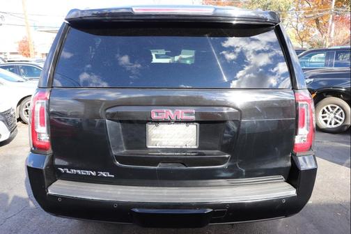 2017 GMC Yukon XL SLT