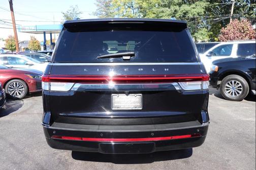 2024 Lincoln Navigator Premiere