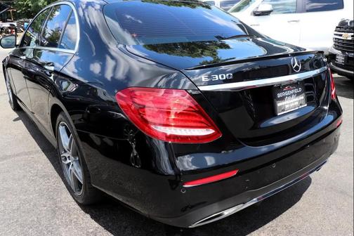 2017 Mercedes-Benz E-Class 4MATIC