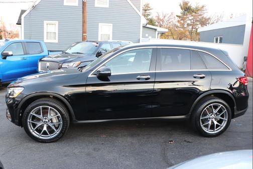 2022 Mercedes-Benz GLC 300 4MATIC