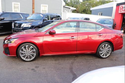2023 Nissan Altima 2.5 SL