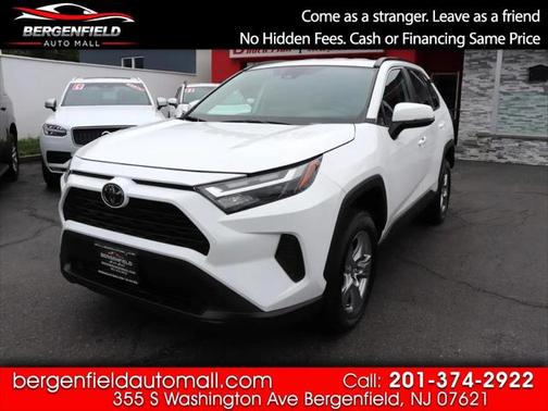 2023 Toyota RAV4 XLE