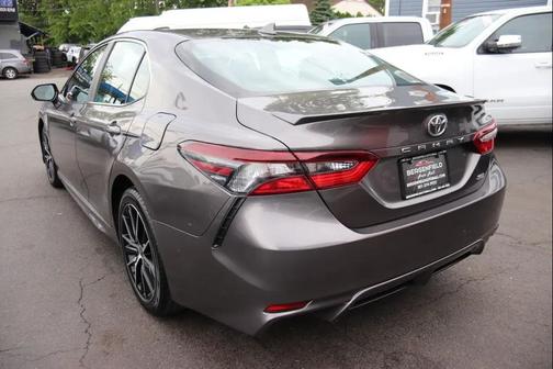 Celestial Silver Metallic 2024 Toyota Camry SE
