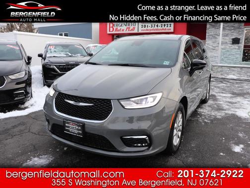 2025 Chrysler Pacifica L