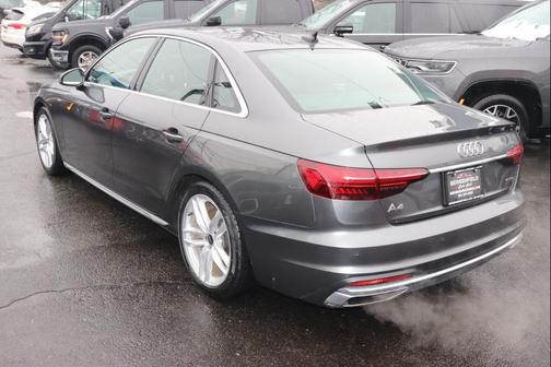 2024 Audi A4 45 S line Premium Plus