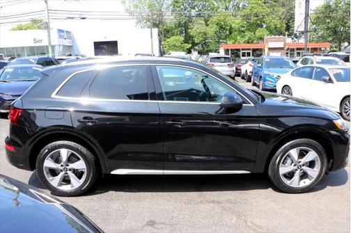 2023 Audi Q5 40 Premium Plus
