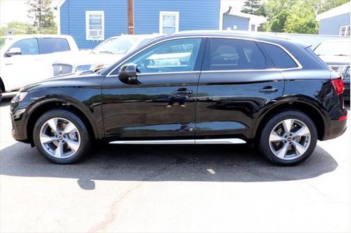 2023 Audi Q5 40 Premium Plus