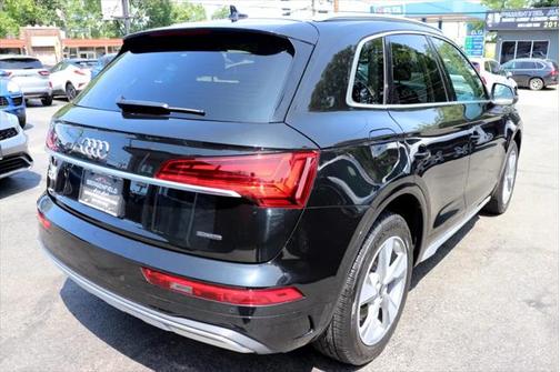 2023 Audi Q5 40 Premium Plus