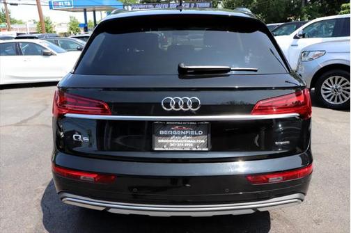 2023 Audi Q5 40 Premium Plus
