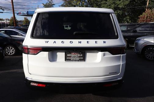 2024 Jeep Wagoneer L Series II 4x4