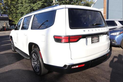 2024 Jeep Wagoneer L Series II 4x4