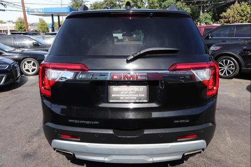 2023 GMC Acadia AWD SLT