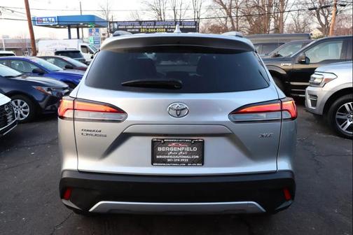 2023 Toyota Corolla Cross XLE