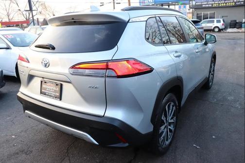 2023 Toyota Corolla Cross XLE