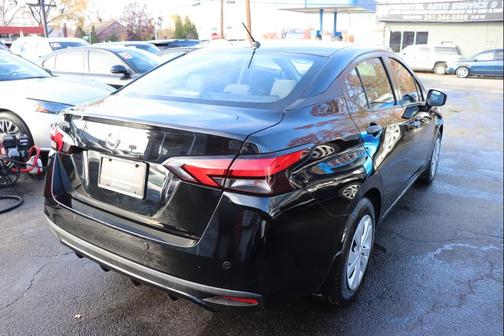 2020 Nissan Versa 1.6 S