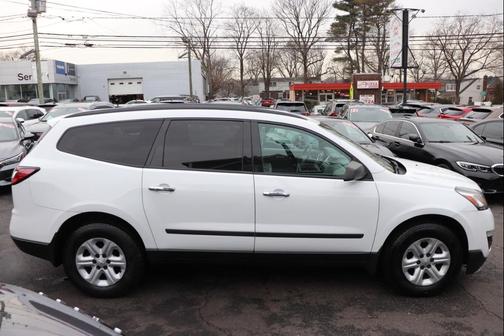 2017 Chevrolet Traverse LS