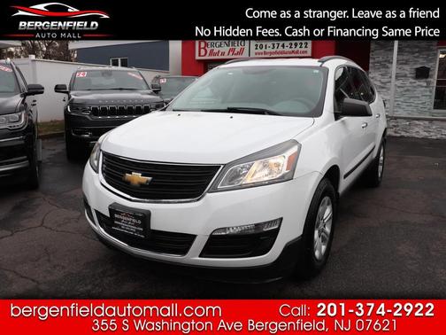 2017 Chevrolet Traverse LS
