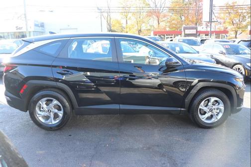 2024 Hyundai TUCSON SE