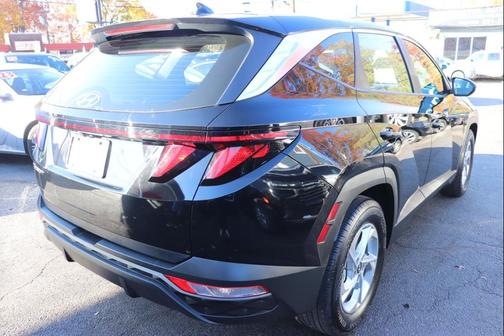 2024 Hyundai TUCSON SE