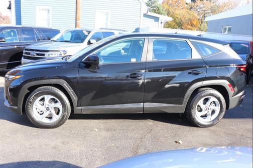 2024 Hyundai TUCSON SE