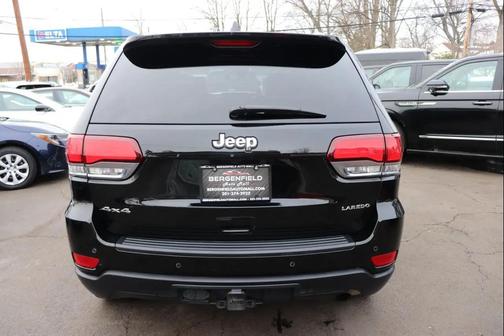 2021 Jeep Grand Cherokee Laredo