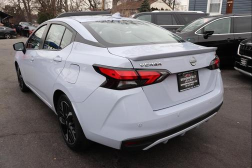 2024 Nissan Versa 1.6 S