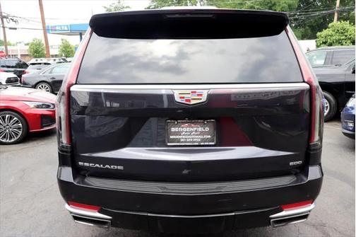 2023 Cadillac Escalade ESV Premium Luxury