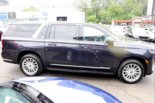2023 Cadillac Escalade ESV Premium Luxury