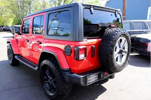 2021 Jeep Wrangler Unlimited Sahara