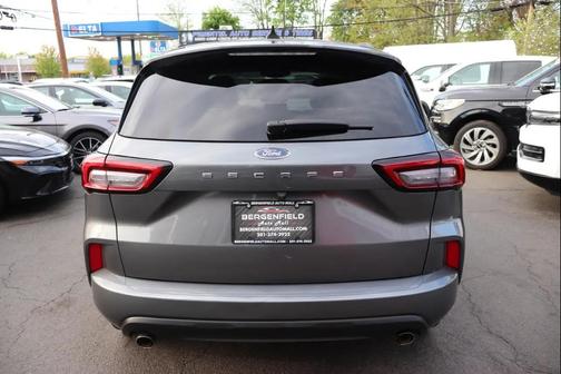 Carbonized Gray Metallic 2023 Ford Escape ST-Line