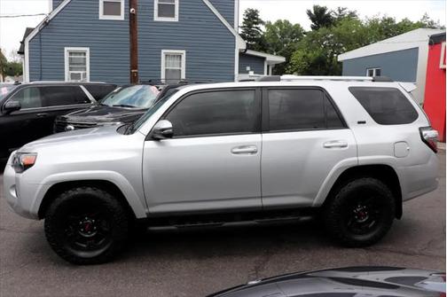 2023 Toyota 4Runner SR5 Premium