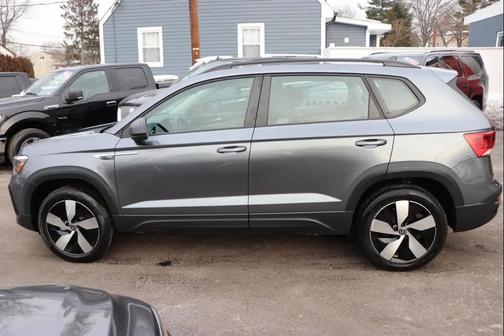 2024 Volkswagen Taos 1.5T S