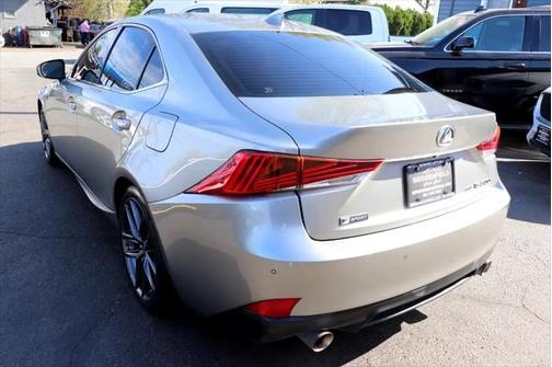 2018 Lexus IS 300 Base